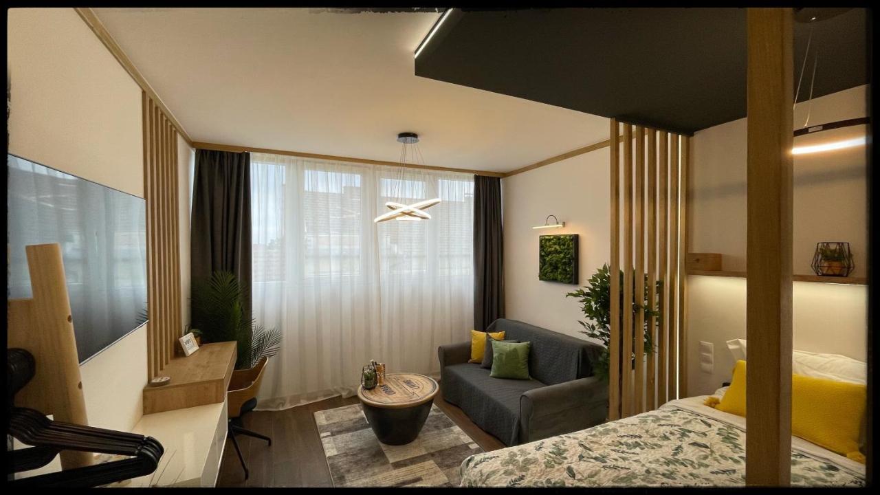 Good Knight Apartman Szeged Exterior foto